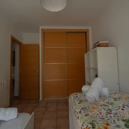 A Un Paso De Valencia 里瓦-罗哈德图里亚